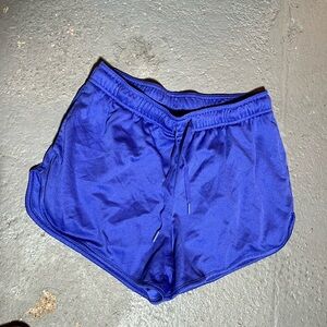 Athletic workout shorts